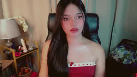 Snapshot of abetterchristine chatting on January 19, 2:26 am Abetterchristine online show from January 19, 2:26 am