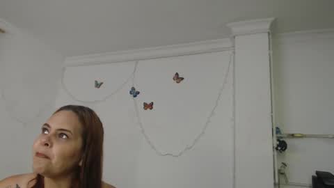 abigail_jhonss online show from January 3, 1:05 am