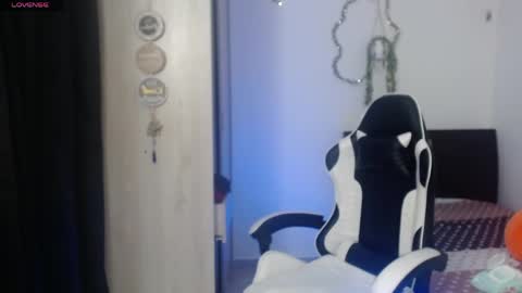 abigail_monroe__ online show from June 6, 3:55 am
