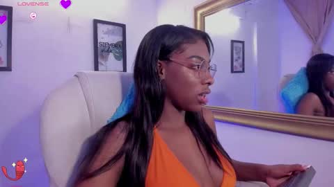 Snapshot of abigail_montoya chatting on February 26, 11:42 am Abigail online show from February 26, 11:42 am