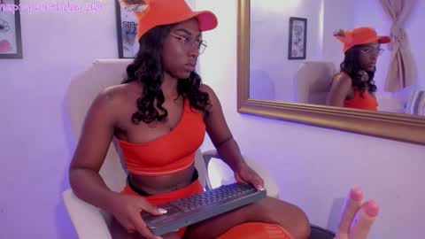 Snapshot of abigail_montoya chatting on February 27, 11:32 am Abigail online show from February 27, 11:32 am