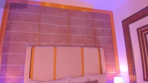    online show from October 23, 11:46 pm