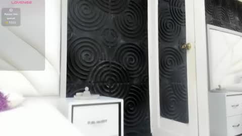 Abigail online show from November 18, 11:14 am