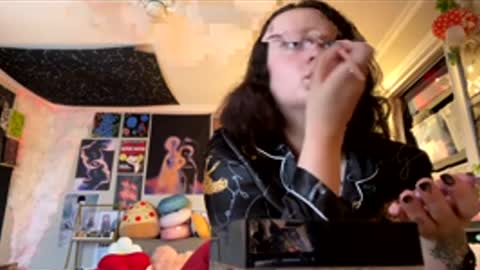 Snapshot of abigrace chatting on March 31, 1:00 pm abigrace online show from March 31, 1:00 pm