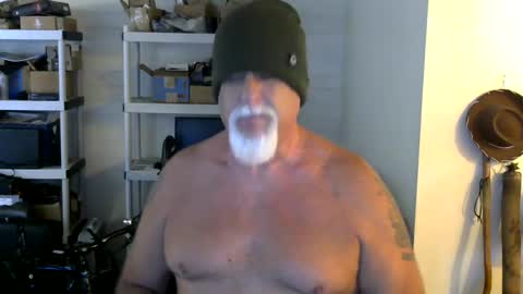 abigspermdonor online show from September 19, 6:41 pm