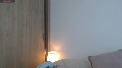 Snapshot of abii_27 chatting on May 13, 8:27 pm Abi online show from May 13, 8:27 pm