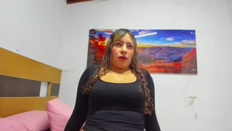 Snapshot of abiigail_fox chatting on January 15, 3:11 am Abigail online show from January 15, 3:11 am