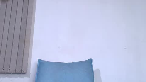 Snapshot of abiigail_fox chatting on September 13, 3:06 am Abigail online show from September 13, 3:06 am