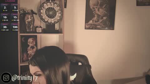 April  online show from December 12, 10:20 pm