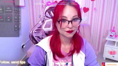 Snapshot of abril_ch_ chatting on January 8, 10:48 am abril_ch_ online show from January 8, 10:48 am