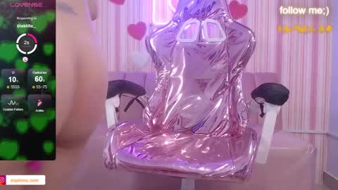 Snapshot of abril_ch_ chatting on February 28, 5:26 pm abril_ch_ online show from February 28, 5:26 pm