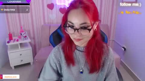 Snapshot of abril_ch_ chatting on March 10, 10:59 am abril_ch_ online show from March 10, 10:59 am