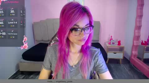 Snapshot of abril_ch_ chatting on October 14, 10:49 am abril_ch_ online show from October 14, 10:49 am