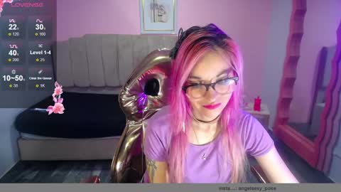 Snapshot of abril_ch_ chatting on November 4, 10:58 am abril_ch_ online show from November 4, 10:58 am