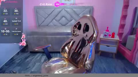 Snapshot of abril_ch_ chatting on November 8, 10:37 am abril_ch_ online show from November 8, 10:37 am