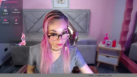 Snapshot of abril_ch_ chatting on November 14, 10:47 am abril_ch_ online show from November 14, 10:47 am