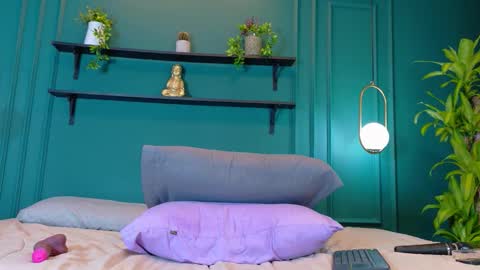 Abril jones online show from March 4, 12:16 am