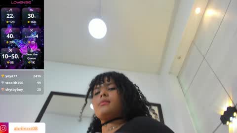 Abril  online show from January 28, 10:45 am
