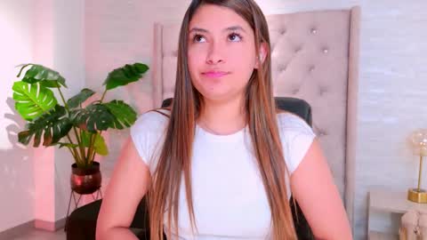 abrill_cute online show from September 20, 9:49 pm