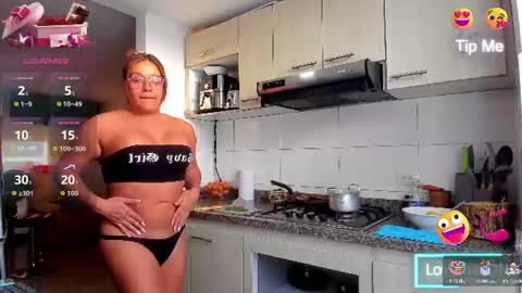 Snapshot of abrilstivenson_ chatting on July 22, 10:56 pm itis S O F I A online show from July 22, 10:56 pm