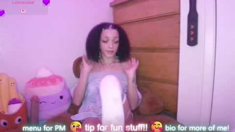 Snapshot of abruisedpeach chatting on January 18, 5:11 am Peach online show from January 18, 5:11 am