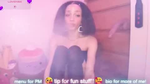 Snapshot of abruisedpeach chatting on February 20, 4:53 am Peach online show from February 20, 4:53 am