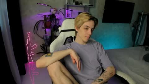 Nick online show from March 30, 2:07 pm