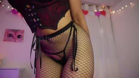 Snapshot of aby_whitee chatting on April 19, 9:50 pm Aby online show from April 19, 9:50 pm