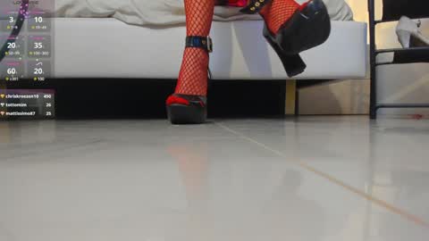 LittleSunny  My schedule 1400 - 2200 GMT -5 online show from January 31, 2:04 am