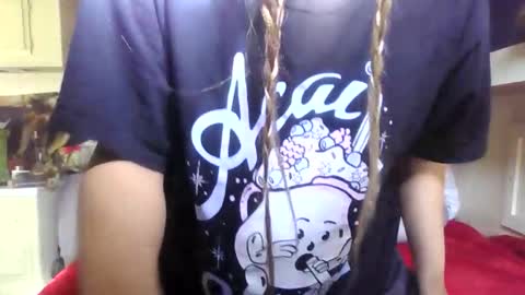 acassiecakes online show from March 17, 5:49 pm