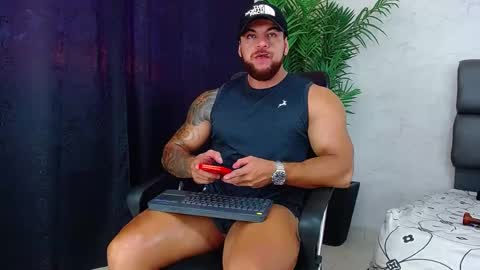 Snapshot of ace_owens chatting on December 10, 7:11 pm ace_owens online show from December 10, 7:11 pm