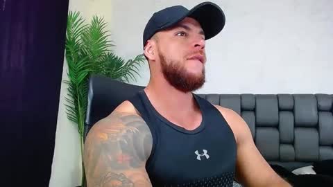 Snapshot of ace_owens chatting on February 10, 8:21 pm ace_owens online show from February 10, 8:21 pm