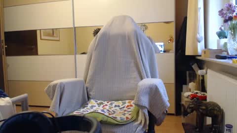 Snapshot of ach471 chatting on November 27, 8:27 am ach471 online show from November 27, 8:27 am