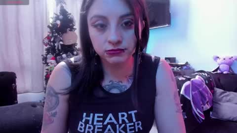 Alice online show from December 14, 8:35 pm