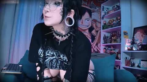 Snapshot of aciddroll chatting on February 13, 9:33 pm Acid or Iya vacation November 19 to November 26 online show from February 13, 9:33 pm