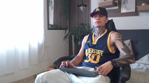 Snapshot of acxel_prescot chatting on January 18, 6:01 pm Acxel online show from January 18, 6:01 pm