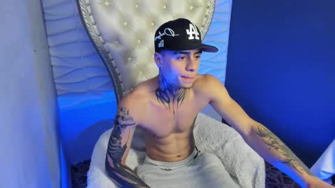 Snapshot of acxel_prescot chatting on February 18, 9:11 pm Acxel online show from February 18, 9:11 pm