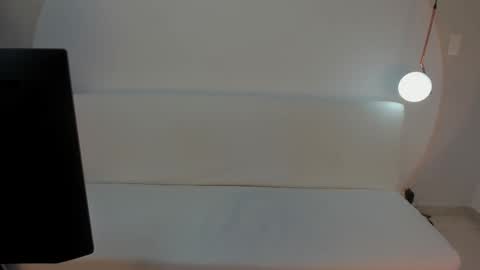 Snapshot of ada_monroe10 chatting on January 6, 1:48 pm online show from January 6, 1:48 pm