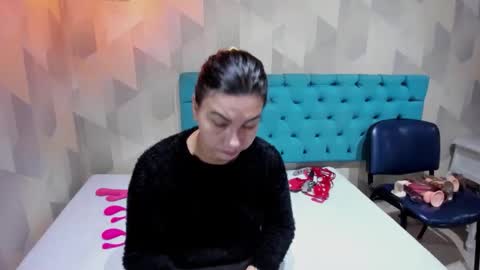 Ada online show from April 1, 4:02 am