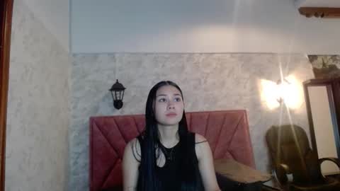 Snapshot of adaira31 chatting on November 20, 3:45 pm Adaira online show from November 20, 3:45 pm