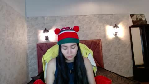 Snapshot of adaira31 chatting on December 14, 4:40 am Adaira online show from December 14, 4:40 am