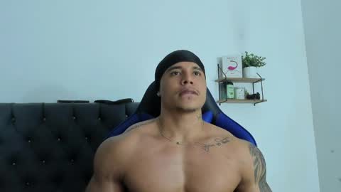 adam boss online show from April 9, 9:42 pm