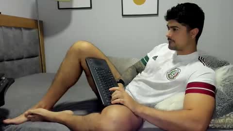 adam clarke online show from October 27, 10:58 pm