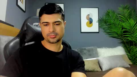 adam clarke online show from March 25, 2:06 am