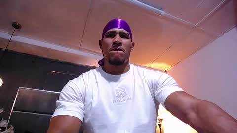 adam_fit19cm online show from February 28, 2:40 pm