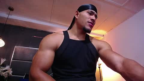 adam_fit19cm online show from March 5, 2:24 pm