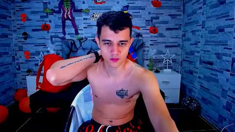 adam hot11 online show from October 22, 9:47 pm