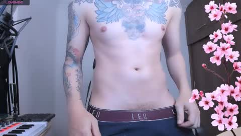  Adam online show from February 22, 1:40 am