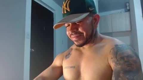 adam shilder7 online show from February 7, 9:51 pm