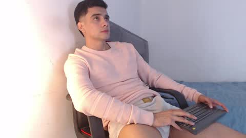 Hello guys excuse my absence I will be absent for several days for health reasons I hope you understand thank you very much. online show from April 7, 4:46 am